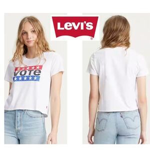 Levi's Vote Election Short Sleeve Crop Shirt